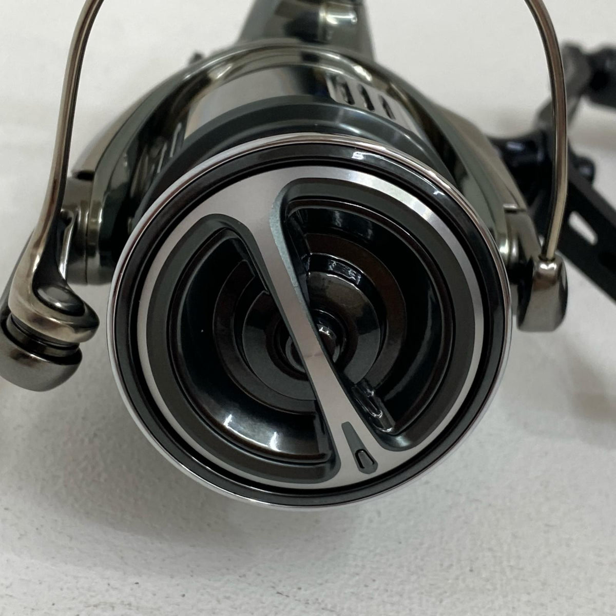 【フィッシング/釣り/釣具/リール】 【スピニングリール】SHIMANO | シマノ 22ステラ カスタムハンドル C3000SDH【加古川店】