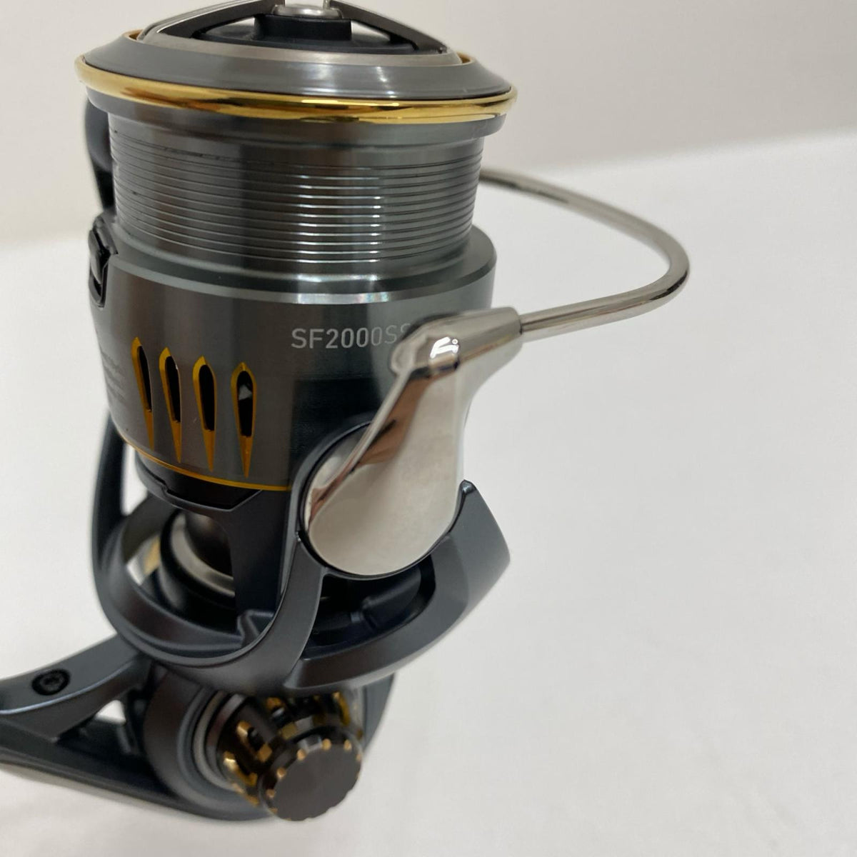 【フィッシング/釣り/釣具/リール】 【スピニングリール】Daiwa | ダイワ 23エアリティSF カスタム品 2000SS-P【加古川店】