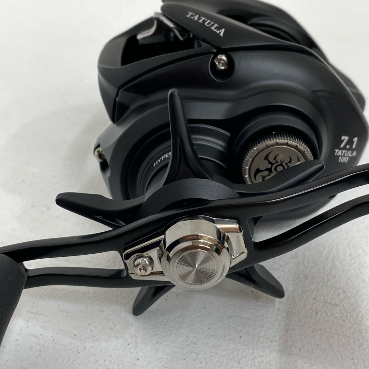 【フィッシング/釣り/釣具/リール】 【ベイトリール/左ハンドル】Daiwa | ダイワ 24タトゥーラTW 100HL【加古川店】