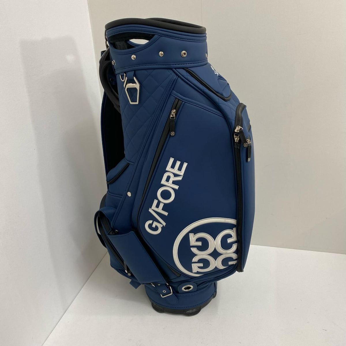 【ゴルフ用品】 キャディバッグ G/FORE ﾌｰﾄﾞ有(ﾎﾟｹｯﾄ中) ｽﾚあり【加古川店】