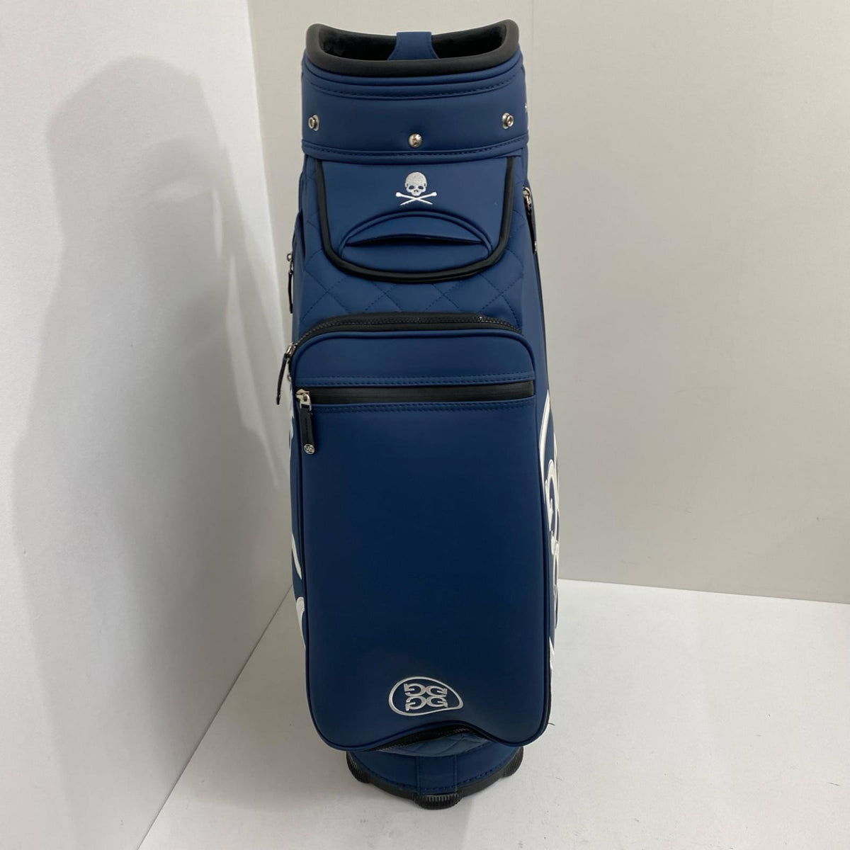【ゴルフ用品】 キャディバッグ G/FORE ﾌｰﾄﾞ有(ﾎﾟｹｯﾄ中) ｽﾚあり【加古川店】