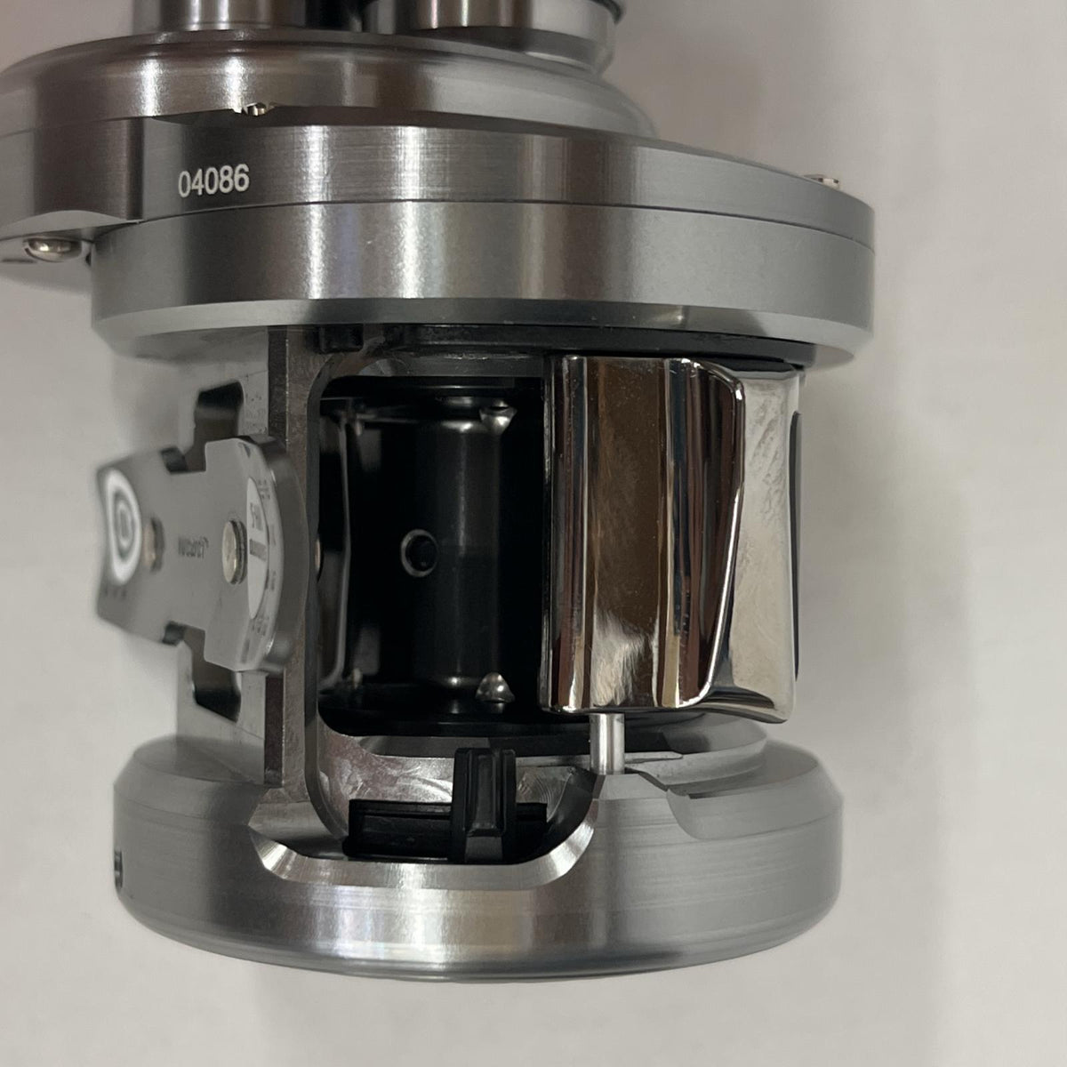 【フィッシング/釣り/釣具/リール】 【ベイトリール/左ハンドル】SHIMANO | シマノ 20カルカッタコンクエストDC 101HG【加古川店】