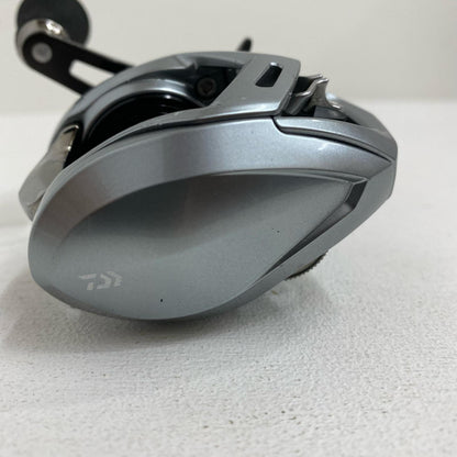 【フィッシング/釣り/釣具/リール】 【ベイトリール/左ハンドル】Daiwa | ダイワ 21アルファス カスタムハンドル 800HL【加古川店】