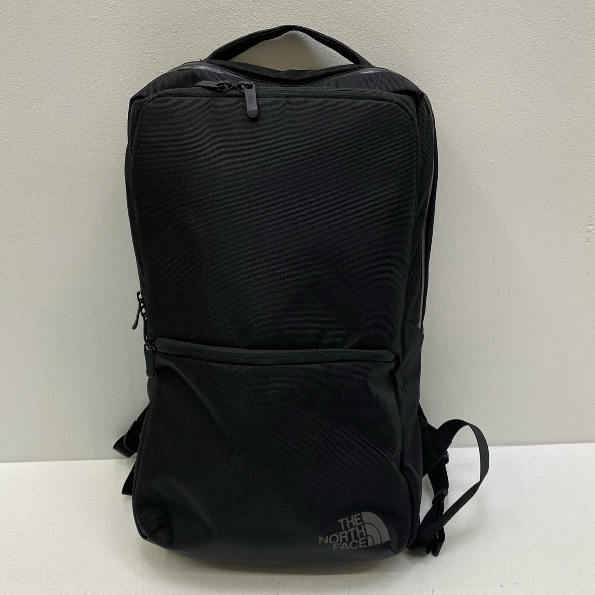 THE NORTH FACE | ザ・ノースフェイス Shuttle Daypack Slim リュック・デイパック NM82330 ブラック【加古川店】
