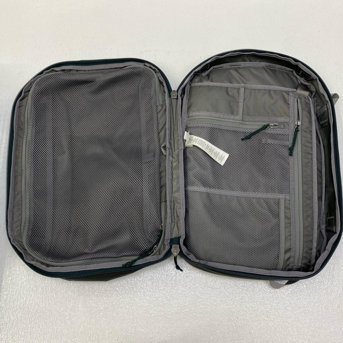 patagonia | パタゴニア BLACK HOLE MICRO MLC リュック・デイパック 49260 グレー【加古川店】