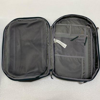 patagonia | パタゴニア BLACK HOLE MICRO MLC リュック・デイパック 49260 グレー【加古川店】