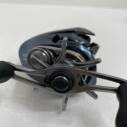 【フィッシング/釣り/釣具/リール】 【ベイトリール/右ハンドル】SHIMANO | シマノ 25アルデバラン 30XG【加古川店】
