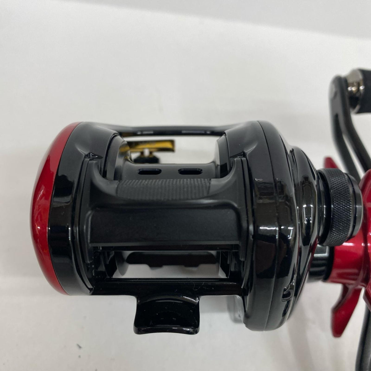 【フィッシング/釣り/釣具/リール】 【ベイトリール/右ハンドル】Daiwa | ダイワ 16HRF PEスペシャル 7.3R-TW【加古川店】