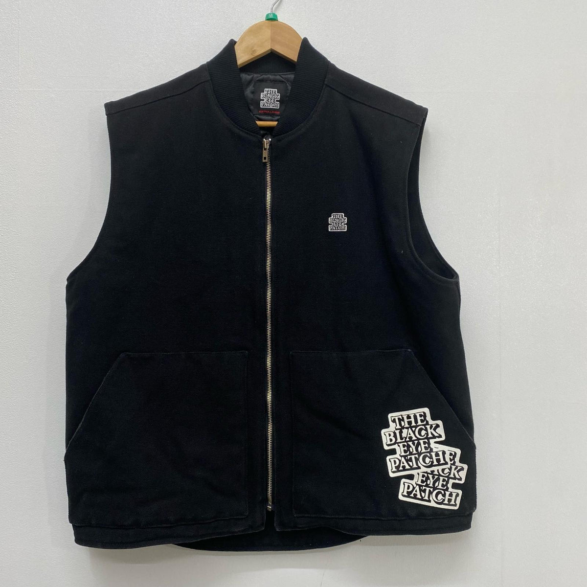 BlackEyePatch | ブラックアイパッチ Sticker Slapped Duck Vest ダウンベスト ブラック サイズ：L【加古川店】