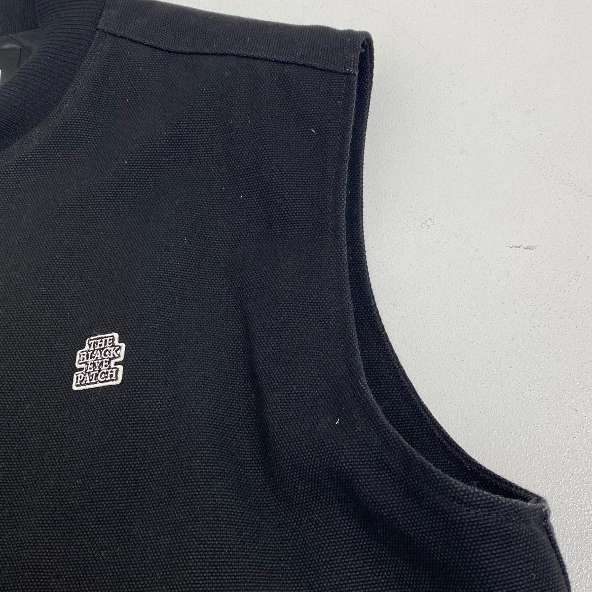 BlackEyePatch | ブラックアイパッチ Sticker Slapped Duck Vest ダウンベスト ブラック サイズ：L【加古川店】