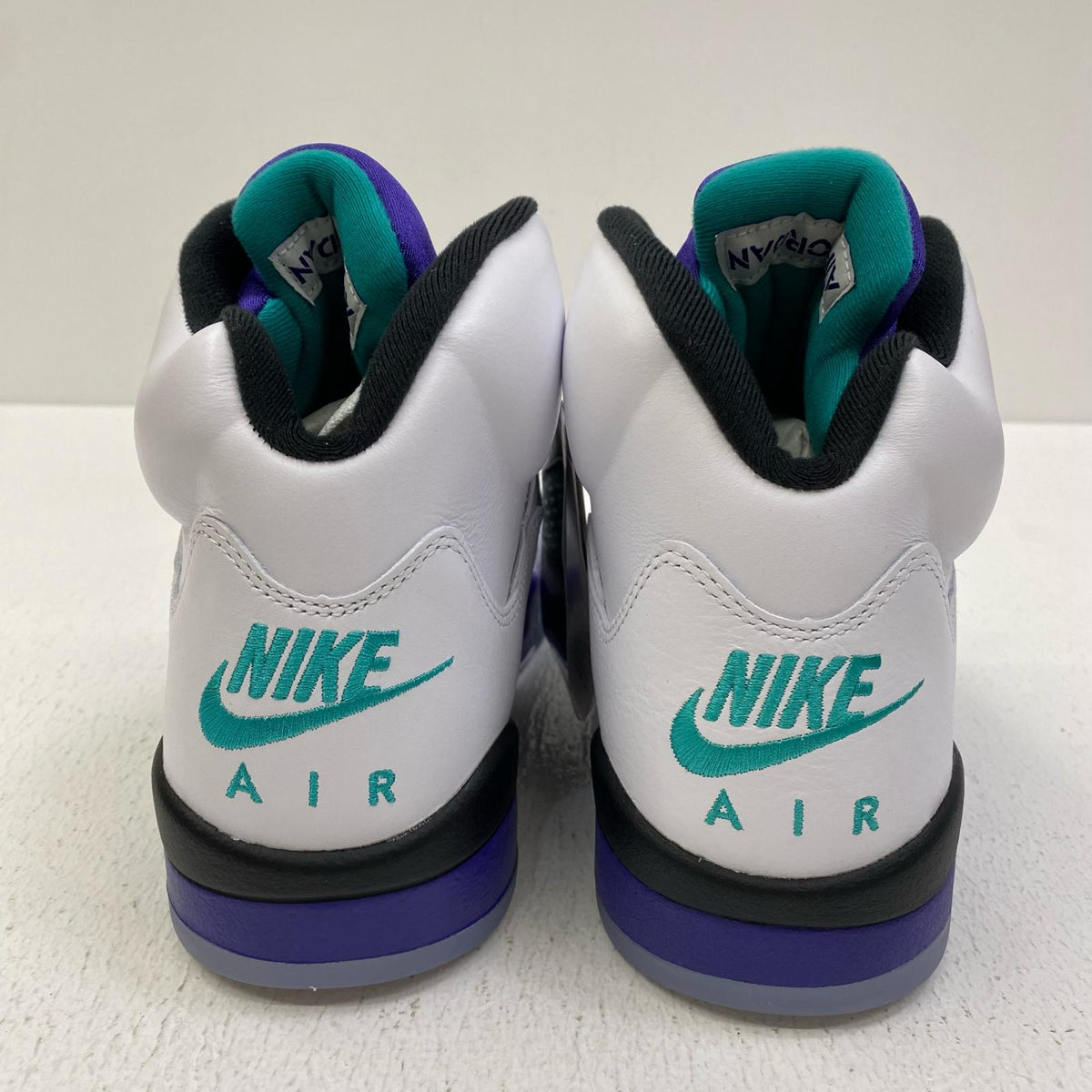 NIKE | ナイキ Air Jordan 5 Retro スニーカー HQ7978-100 パープル 27cm【加古川店】