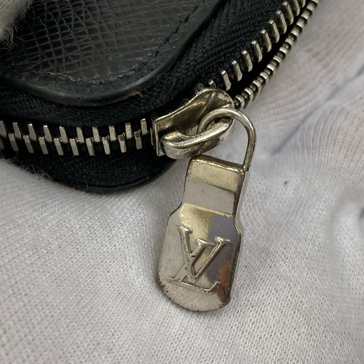 LOUIS VUITTON | ルイ・ヴィトン 長財布 M32822【加古川店】