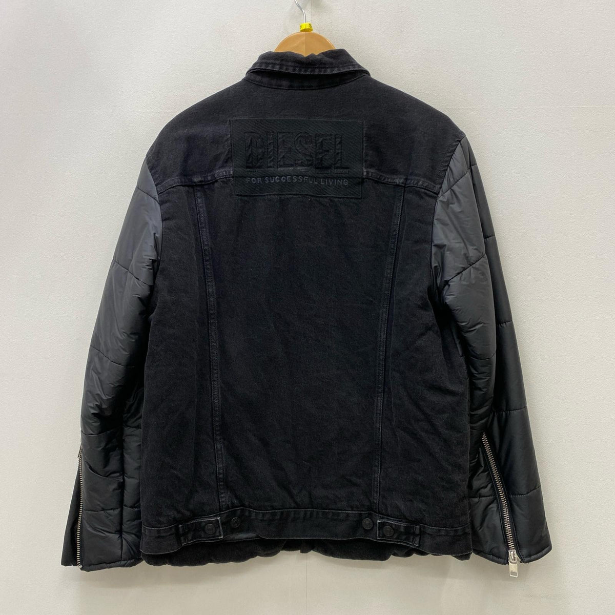 DIESEL | ディーゼル d-shyla その他アウター 00sy7u ブラック サイズ：M【加古川店】