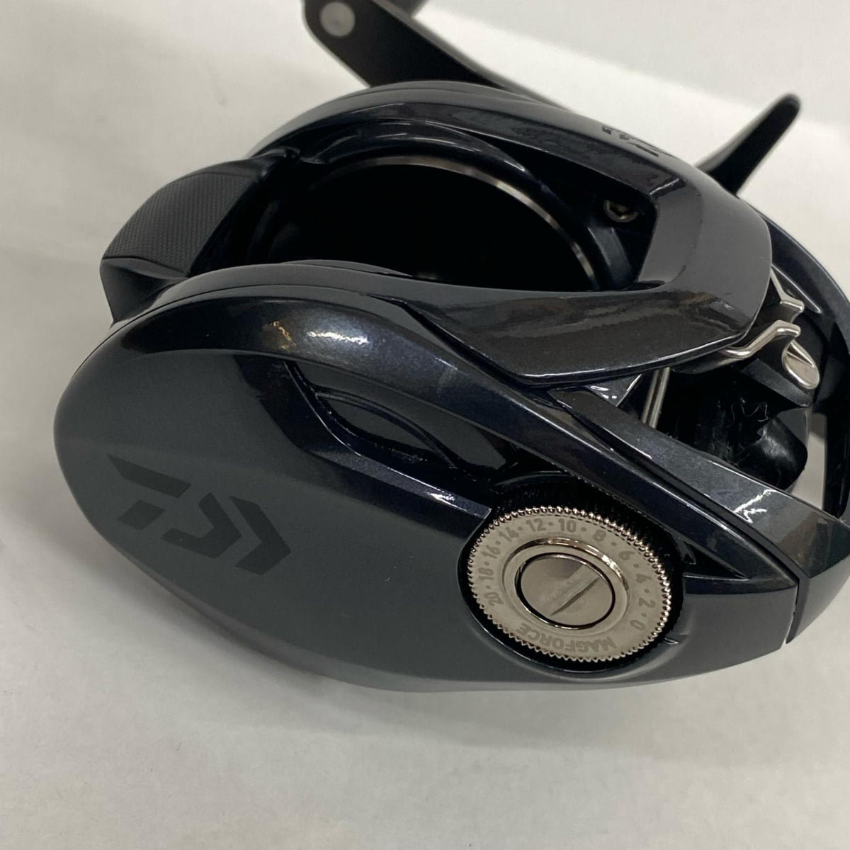 【フィッシング/釣り/釣具/リール】 【ベイトリール/左ハンドル】Daiwa | ダイワ 21タトゥーラTW 300XHL【加古川店】