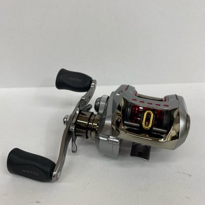 【フィッシング/釣り/釣具/リール】 【ベイトリール/右ハンドル】Daiwa | ダイワ TDジリオン 100SH【加古川店】