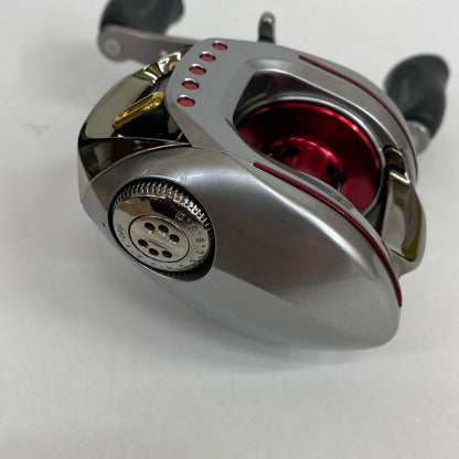 【フィッシング/釣り/釣具/リール】 【ベイトリール/右ハンドル】Daiwa | ダイワ TDジリオン 100SH【加古川店】