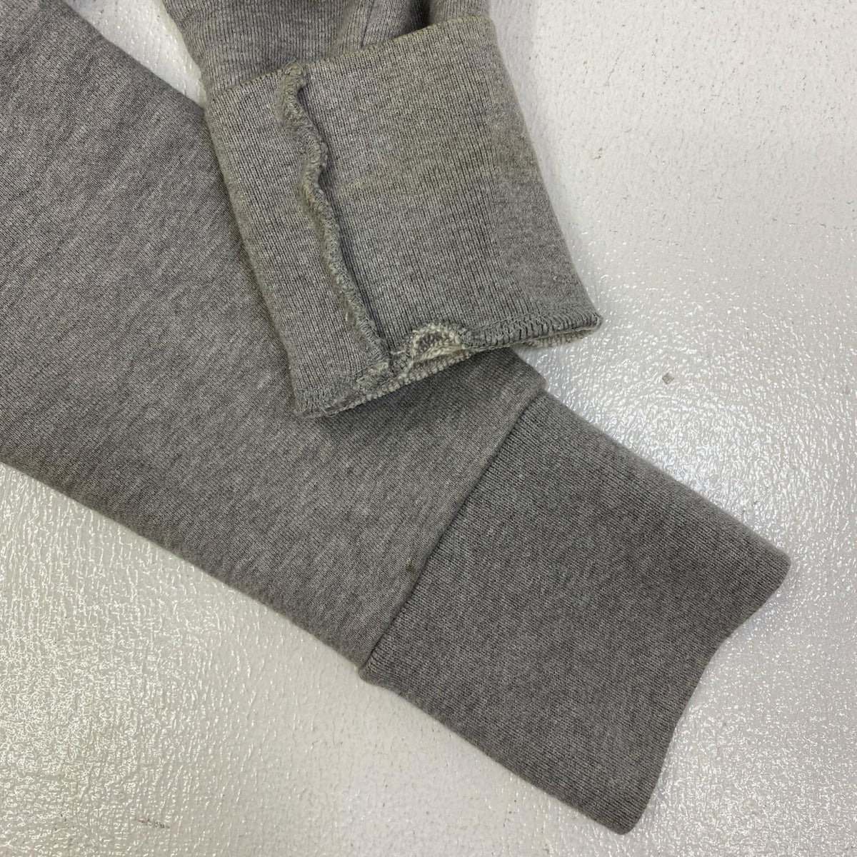 THOM BROWNE | トムブラウン クラシックループバック4-BAR パーカー MJT022H-00535068 グレー サイズ：2【加古川店】