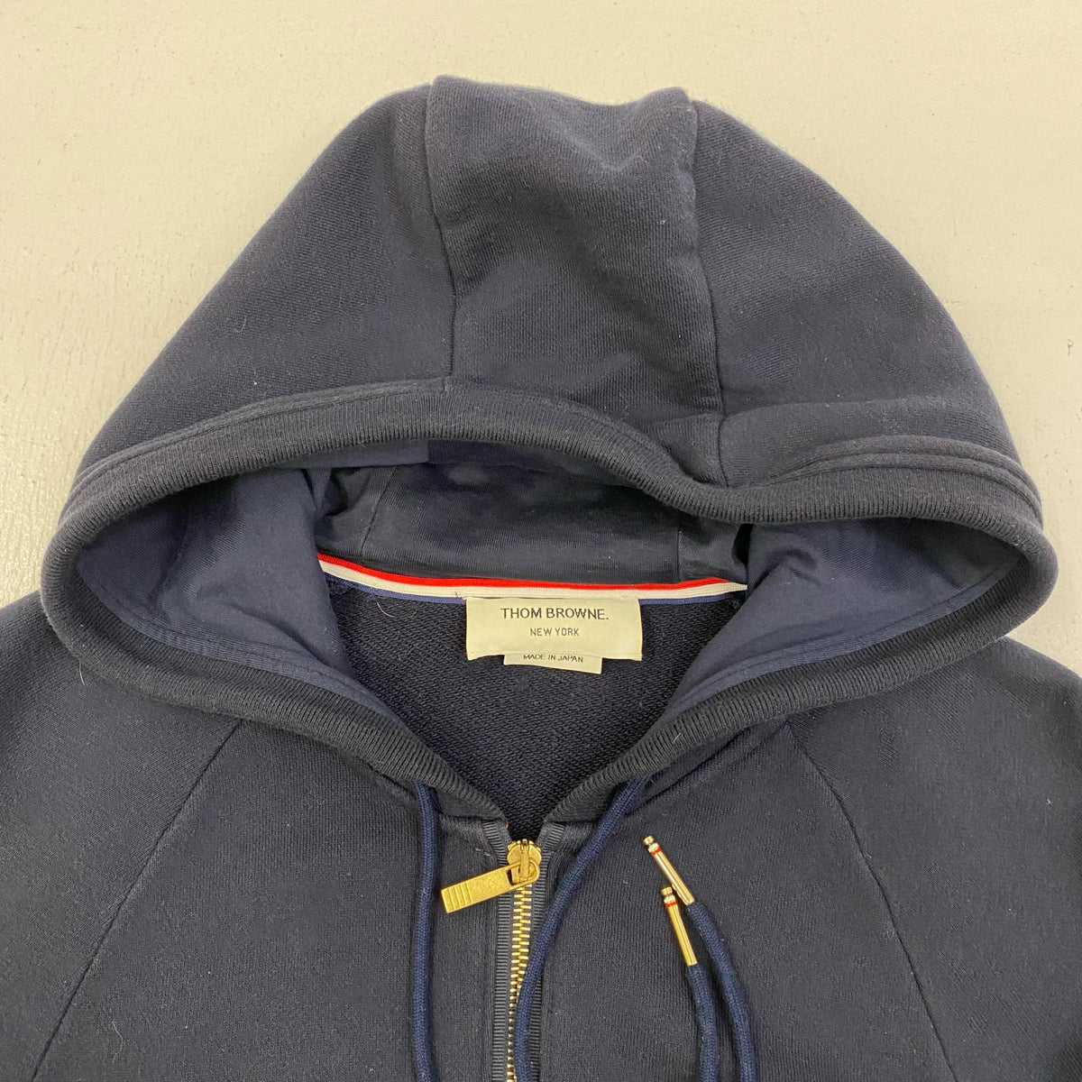 THOM BROWNE | トムブラウン クラシックループバック4-BAR パーカー MJT022H-00535461 ネイビー サイズ：2【加古川店】