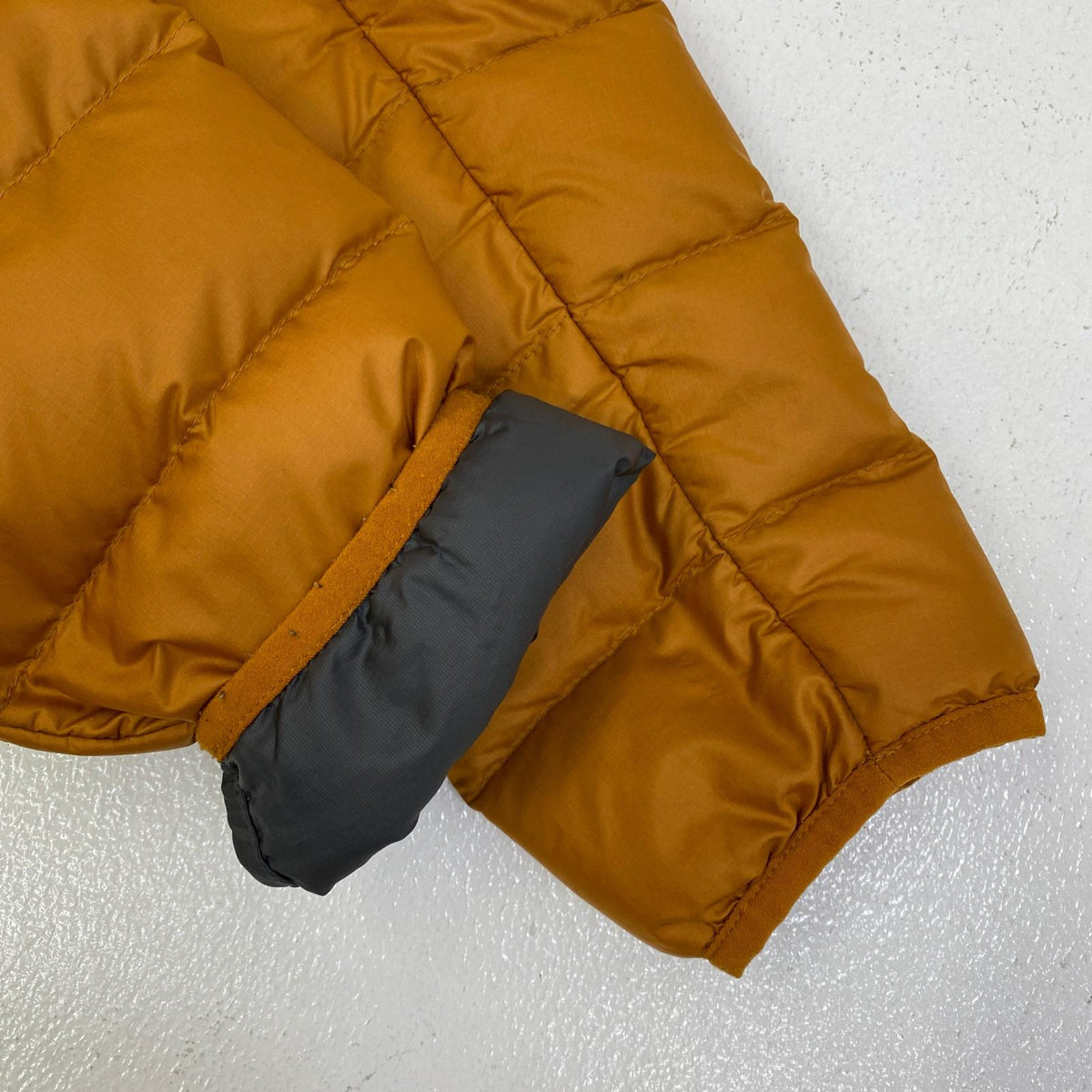 patagonia | パタゴニア Down Sweater Hoody P/O ダウンジャケット 84635 オレンジ サイズ：M【加古川店】