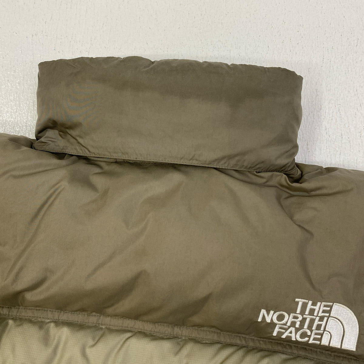 THE NORTH FACE | ザ・ノースフェイス ダウンジャケット NDW92335 ベージュ サイズ：M【加古川店】