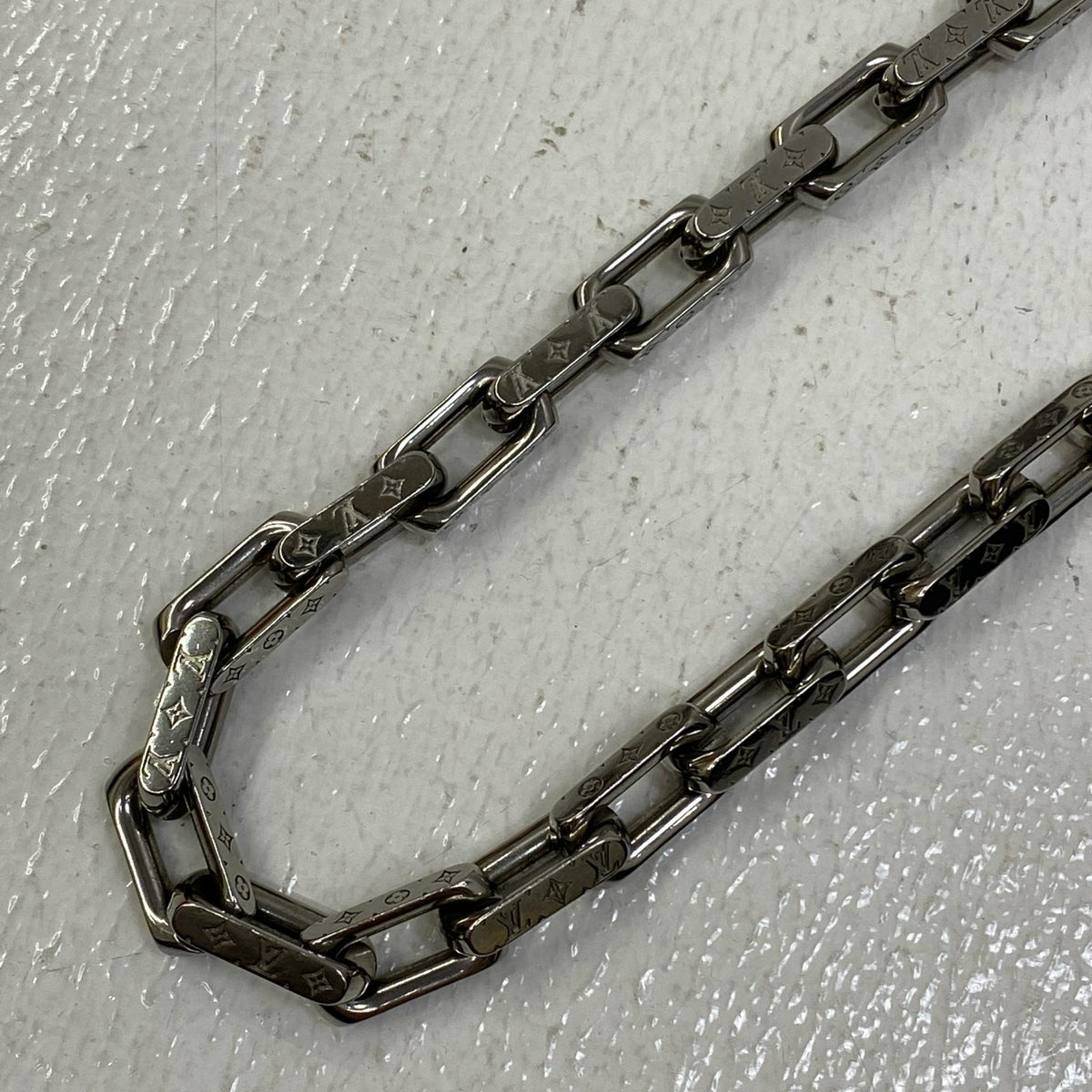 LOUIS VUITTON | ルイ・ヴィトン ネックレス･チェーン モノグラム ネックレス M00307【加古川店】