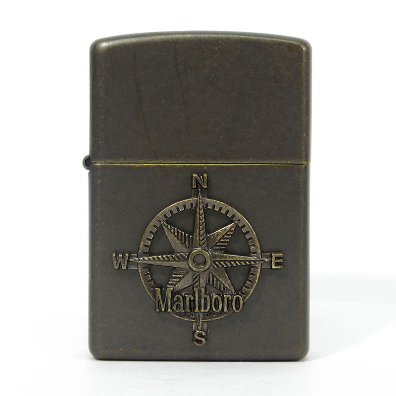 ZIPPO | ジッポ Marlboro Adventure Team(マルボロ アドベンチャーチーム) コンパス アンティーク加工 / ジッポーライター オイルライター ライター ブラウン系【三重本店】