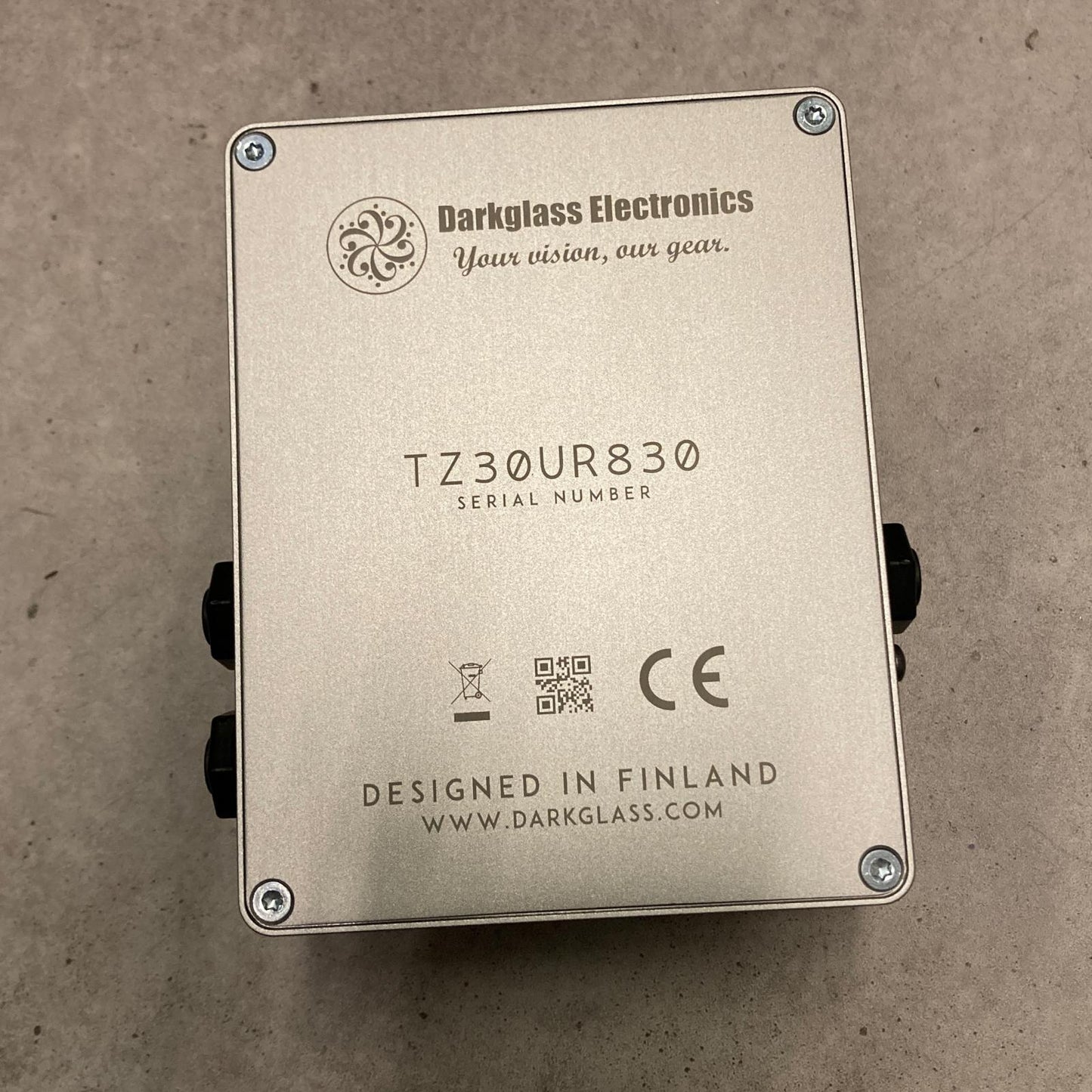 【新品】 Darkglass Electronics | ダークグラスエレクトロニクス 楽器 Microtubes B7K V2【三重本店】