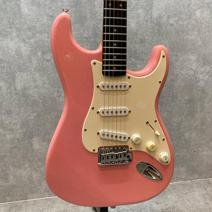 Squier by Fender | スクワイヤバイフェンダー 楽器 Bullet Start【三重本店】