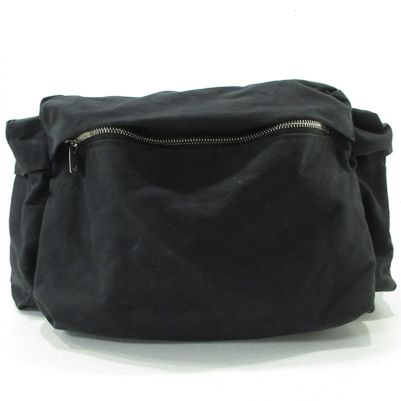 Laid Back | レイドバック ショルダーバッグ matte black body bag ブラック【三重本店】