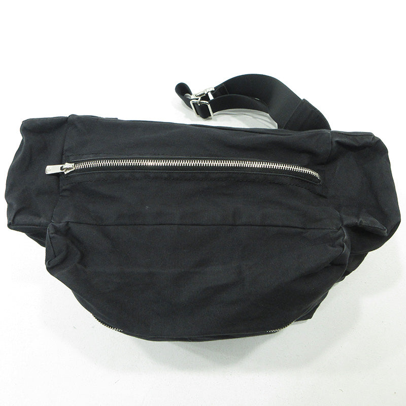 Laid Back | レイドバック ショルダーバッグ matte black body bag ブラック【三重本店】