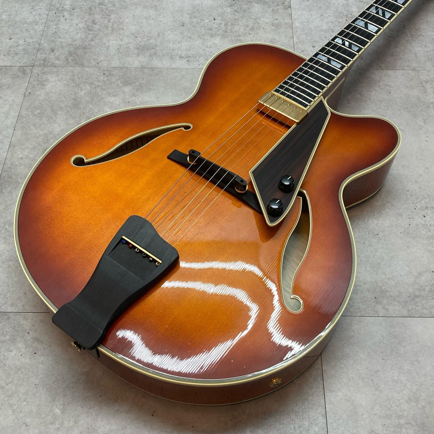 Aria Pro II | アリアプロツー 楽器 FA-2100【三重本店】