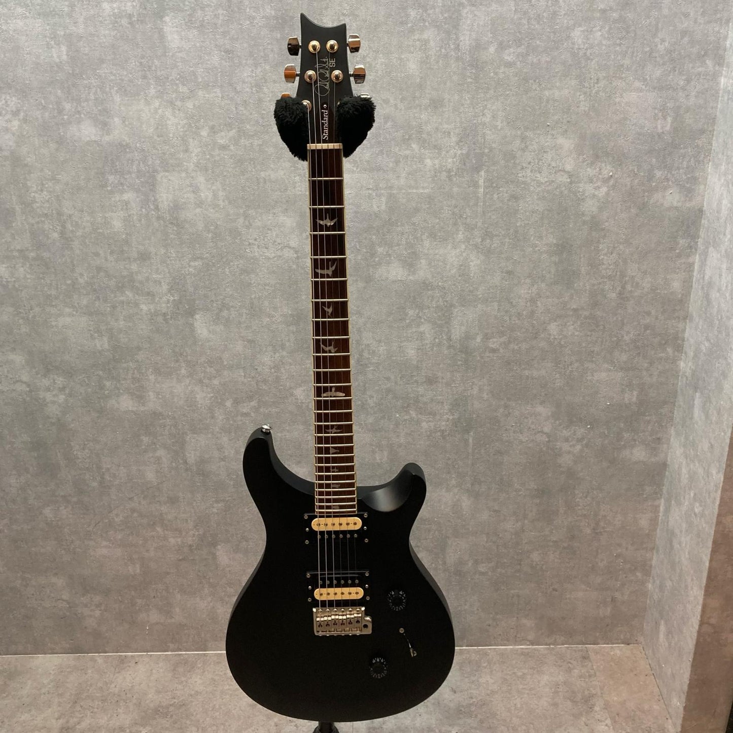 Paul Reed Smith(PRS) | ポールリードスミス 楽器 SE Standard 24 Satin Black【三重本店】