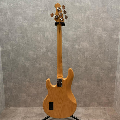 Sterling by MUSIC MAN | スターリングバイミュジックマン 楽器 Ray34【三重本店】
