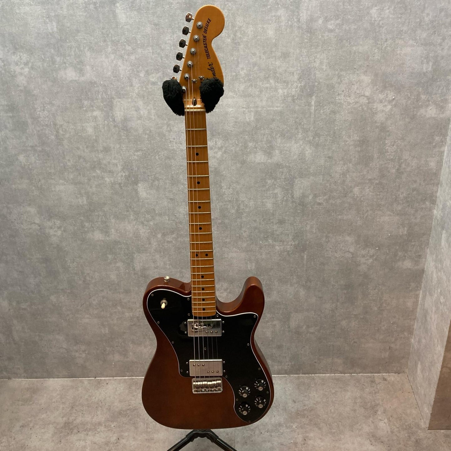 Fender | フェンダー 楽器 Classic Series 72 Telecaster Deluxe Walnut【三重本店】