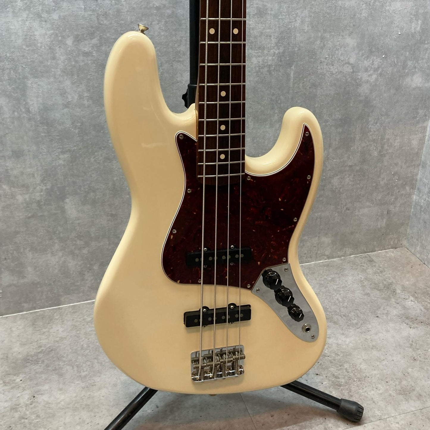Fender | フェンダー 楽器 Classic Series 60s Jazz Bass【三重本店】