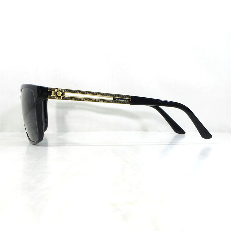 VERSACE | ヴェルサーチ V-Vanitas Vヴァニタス スクエアシェイプ サングラス サイズ：58□17-145 サングラス MOD.4307 GB1/87 ブラック×ゴールド×グレー系【三重本店】