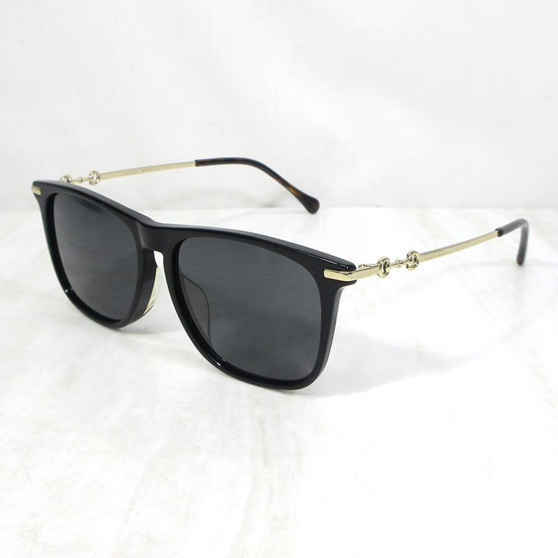 GUCCI | グッチ ホースビット ウェリントンシェイプ サングラス サイズ：56□16-150 サングラス GG0915SA 001 ブラック×ゴールド×ブラウン系【三重本店】