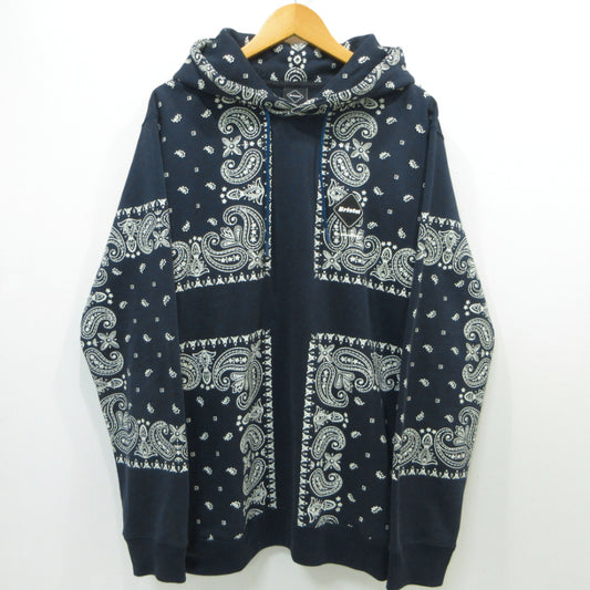 FCRB | エフシーアールビー ペイズリー BANDANA SWEAT HOODIE バンダナスウェットフーディ パーカー FCRB-260041 ネイビー サイズ：XL【三重本店】
