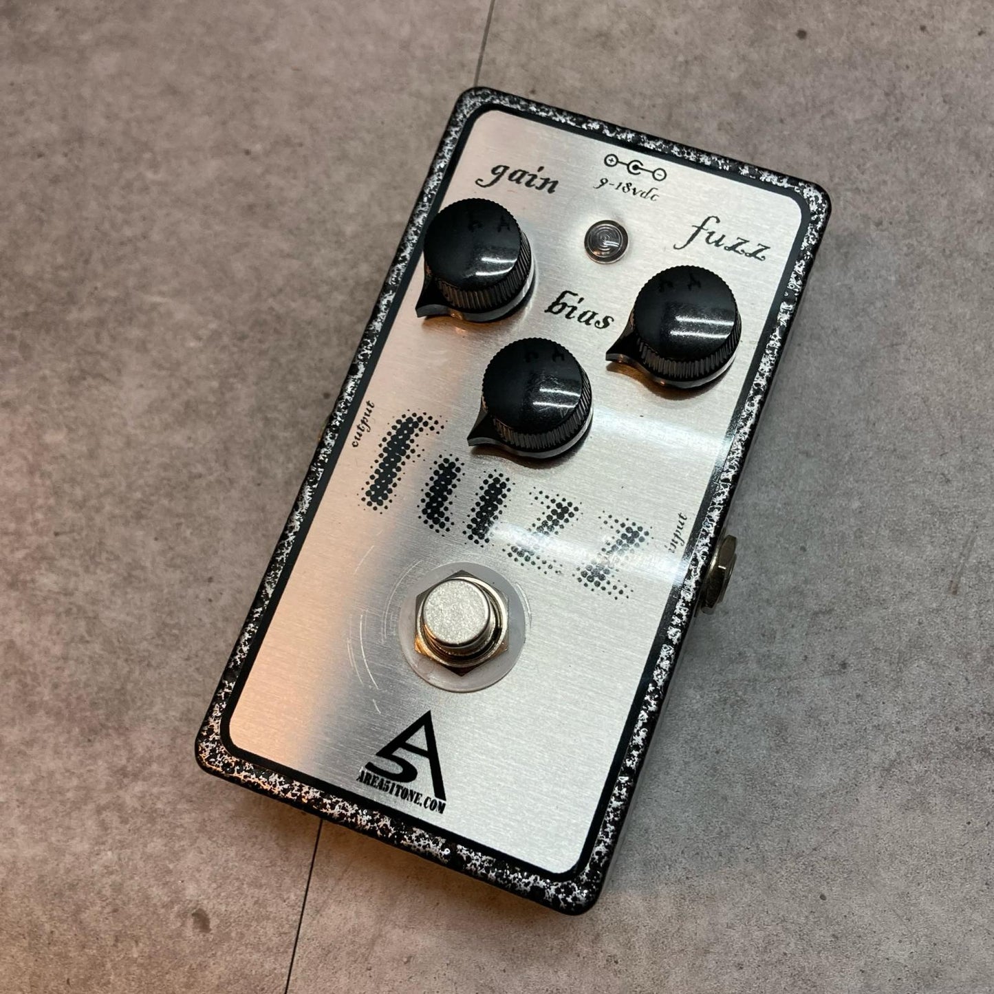 AREA51 | エリア 51 楽器 FUZZ【三重本店】