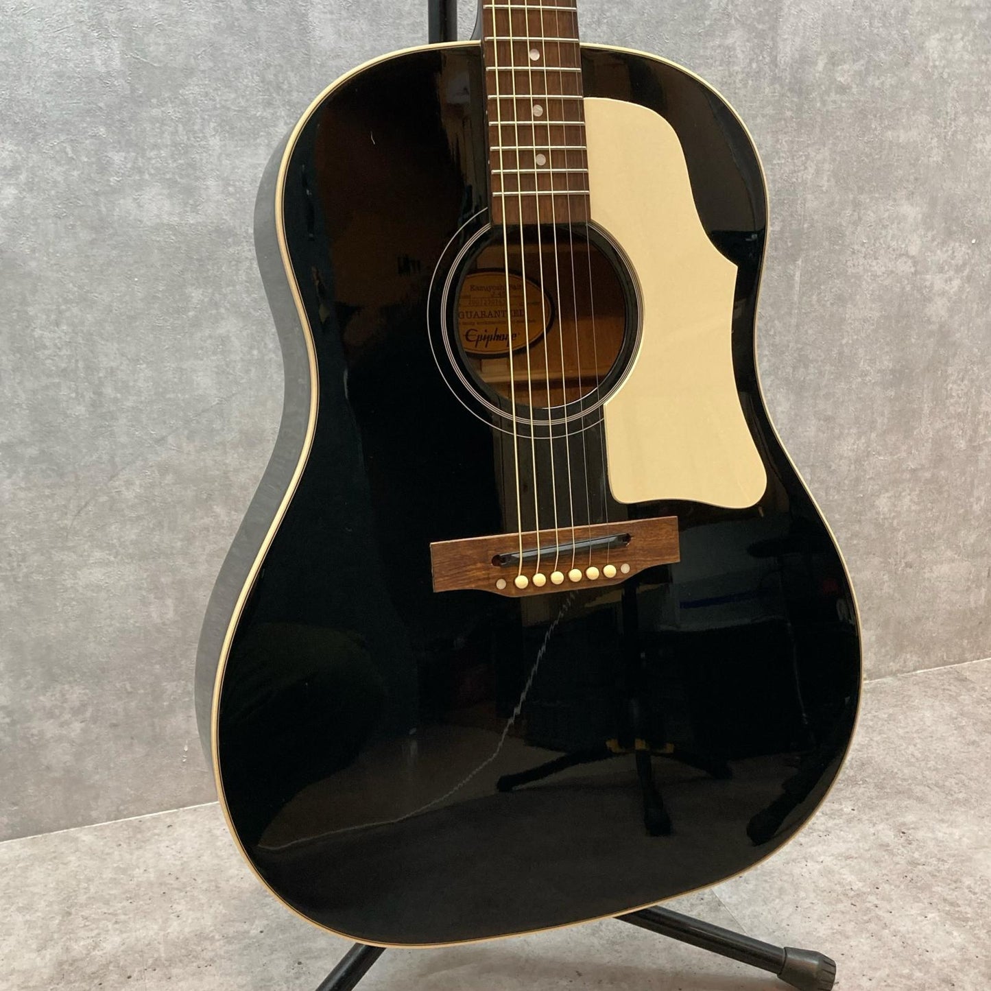 Epiphone | エピフォン 楽器 Kazuyoshi Saito J-45 Outfit Ebony【三重本店】