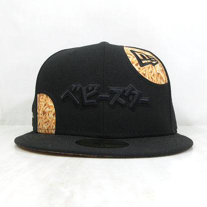 NEW ERA | ニューエラ 7 3/8 (58.7cm) ×おやつカンパニー ベビースターラーメン 59FIFTY / ロゴ＆キャラクター刺繍 ベビースターラーメンプリント キャップ キャップ ブラックなど【三重本店】