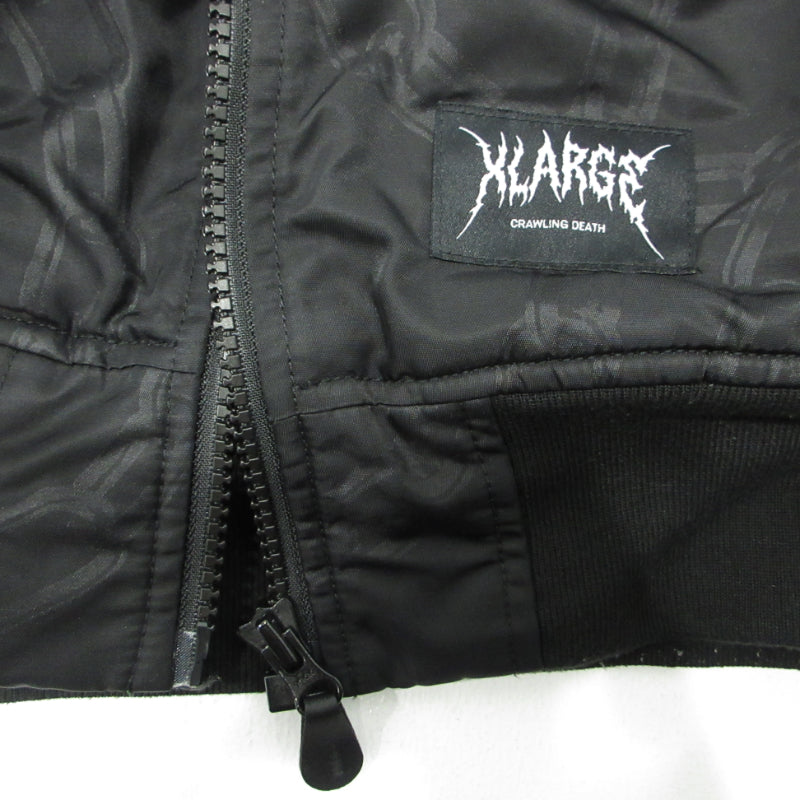 X-LARGE | エクストララージ CRAWLING DEATH CHAIN BOMBER JACKET ミリタリーコート 101241021017 ブラック サイズ：XL【三重本店】