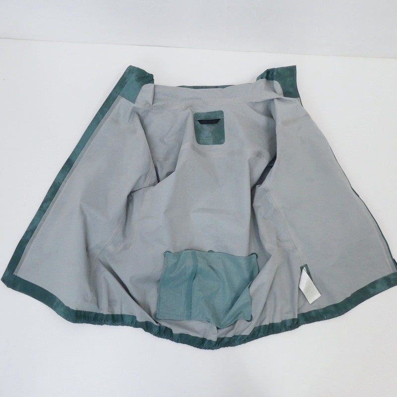 【中古】PUMA | プーマ W SEASONS STORMCELL LIGHT ナイロンジャケット 523225-84 サイズ：M