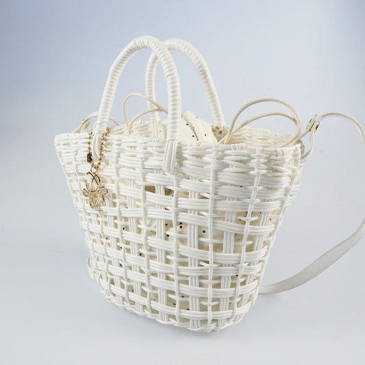 【中古】LAVANDA | ラバンダラヴァンダ その他バッグ ホワイト