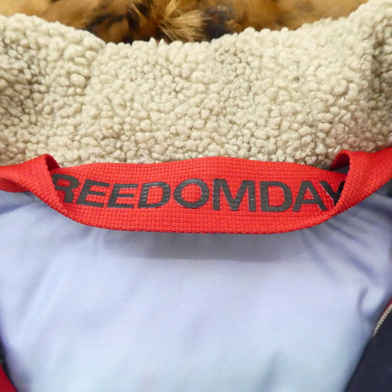 【中古】FREEDOMDAY | フリーダムデイ NEW CAMPIGLIO ダウンジャケット ネイビー サイズ：XS