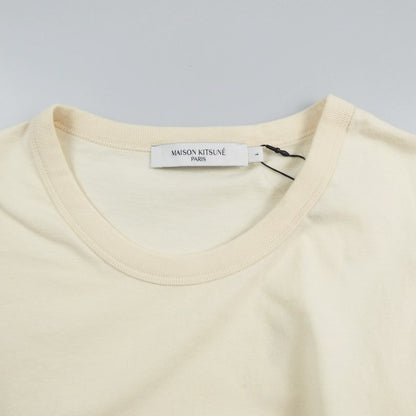 【中古】MAISON KITSUNE | メゾンキツネ FOX STAMP CLASSIC TEE-SHIRT 半袖Ｔシャツ IM00153KJ0008 ベージュ サイズ：L