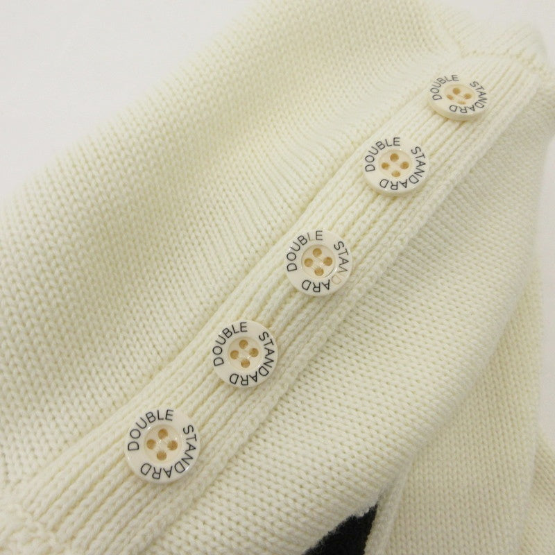 【中古】DOUBLE STANDARD CLOTHING | ダブルスタンダードクロージング レタードショルダーボタンニット セーター 0209-080-204 ホワイト サイズ：36