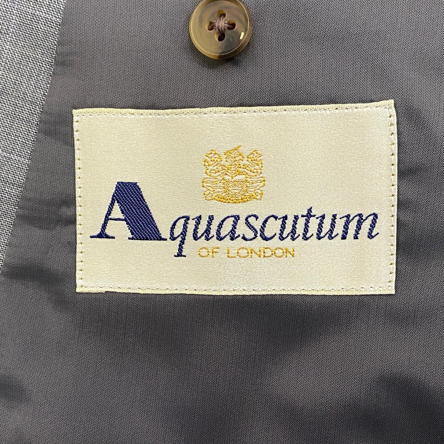【中古】Aquascutum | アクアスキュータム セットアップ 6688116 ｻｲｽﾞ:100BB5 グレー
