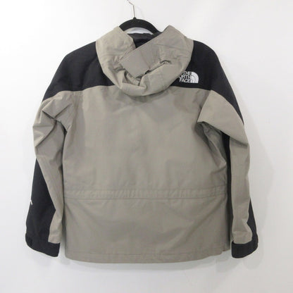 【中古】THE NORTH FACE | ザ・ノースフェイス MOUNTAIN LIGHT JACKET マウンテンパーカー NPW62236 グレー サイズ：M