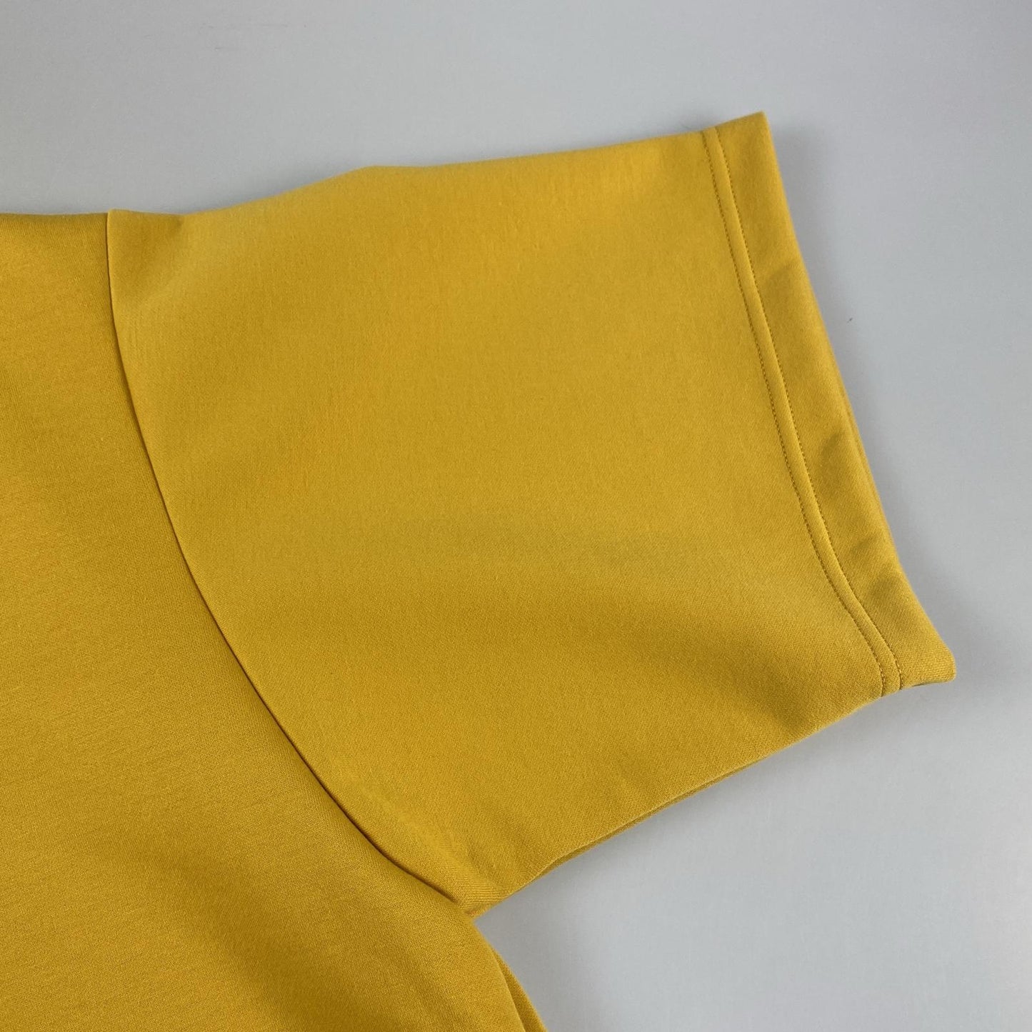 【中古】Seagreen | シーグリーン ECO CARDBOARD KNIT HALF SLEEVE SWEAT SHIRTS スウェット MSEA24S8314-M イエロー サイズ：1